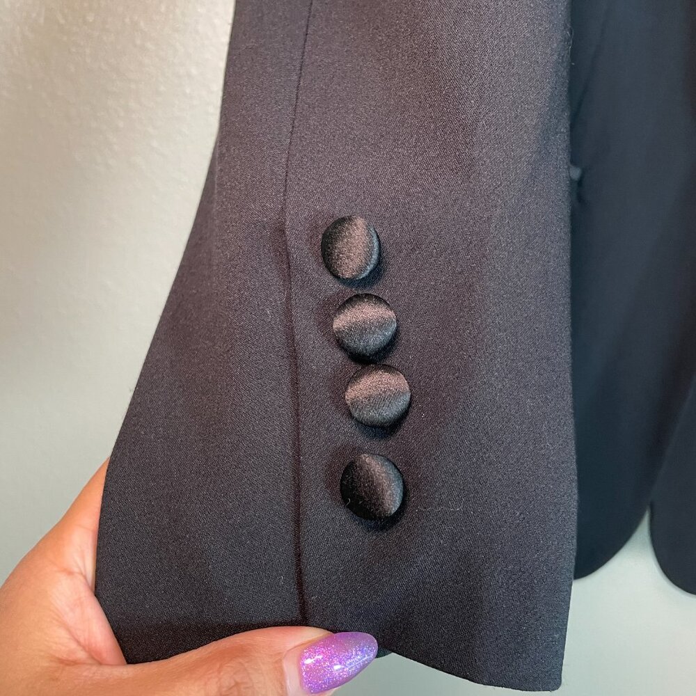 Jason Wu Size Medium Tuxedo Satin Shawl Collar On… - image 2